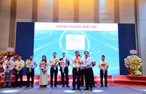 🎉 HỢP TÁC XÃ NẤM TAM ĐẢO VINH DỰ ĐÓN NHẬN DANH HIỆU DOANH NGHIỆP VÀ DOANH NHÂN XUẤT SẮC TỈNH VĨNH PHÚC NĂM 2025 🎉